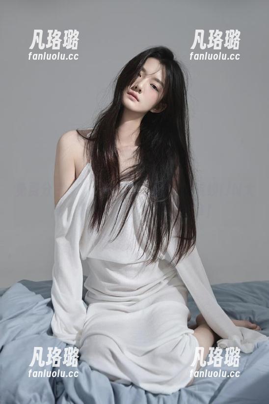 免费分享！Yuna (윤아)的碧蓝航线IJN大凤充满魅力的图包等你来拿！
